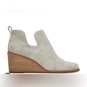 TOMS Wedge Booties